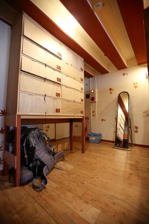 Yadoya Guest House Orange Tokyo Exterior photo